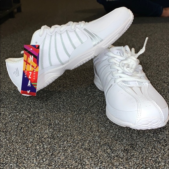varsity miza cheer shoes
